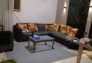 شقق للبيع - 2 غرف - بالدور 5