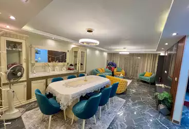 Apartments For sale - 3 rooms - floor 1