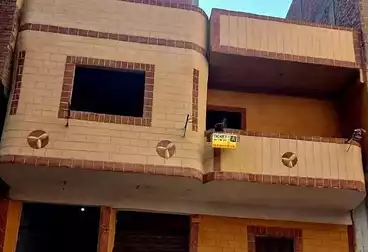 House / Home For sale - 3 rooms