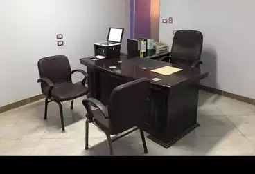 مكاتب للإيجار - 2 غرف - بالدور 8