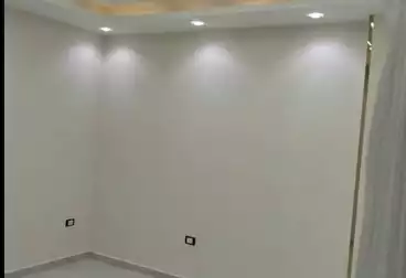 Apartments For sale - 3 rooms - floor 4