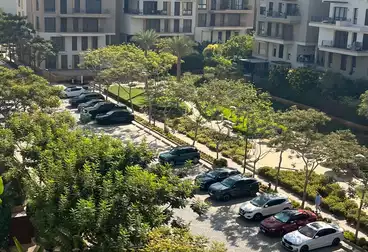 تريبليكس للإيجار - 4 غرف