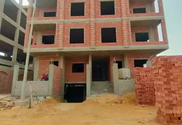 شقق للبيع - 3 غرف - بالدور 1