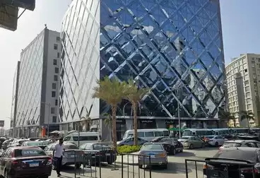 undefined undefined - 4 غرف - بالدور 8