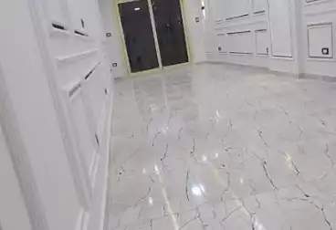 Apartments For sale - 3 rooms - floor 8