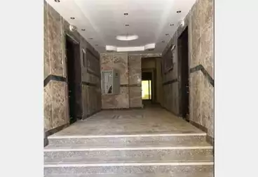 Apartments For sale - 3 rooms - floor 1