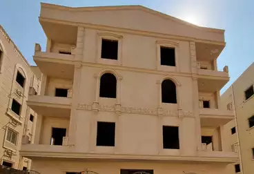 Apartments For sale - 3 rooms - floor 1