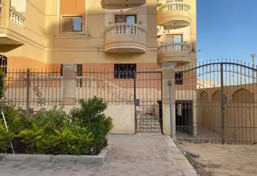 Apartments For sale - 3 rooms - floor 1