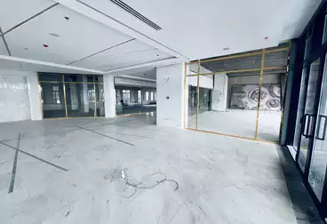 مكاتب للإيجار - 1 غرف - بالدور 2