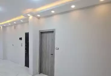 Apartments For sale - 3 rooms - floor 2