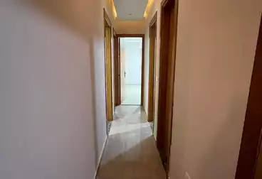 Apartments For sale - 3 rooms - floor 2