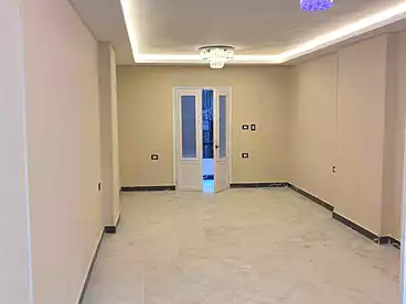 شقق للبيع - 3 غرف - بالدور 3