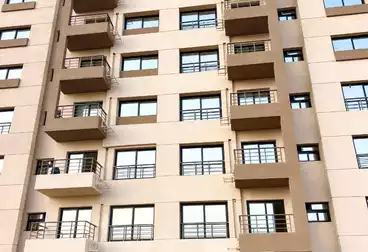 Apartment with Garden For sale - 3 rooms - floor 1