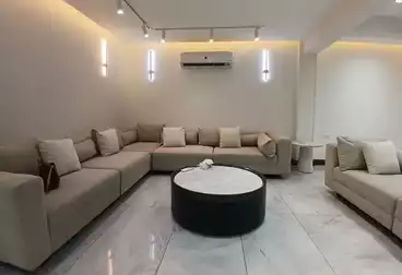 Apartments For sale - 3 rooms - floor 8