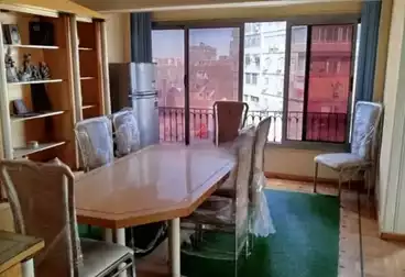 شقق للبيع - 2 غرف - بالدور 8