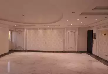 شقق للبيع - 4 غرف - بالدور 1