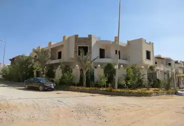 Apartments For sale - 3 rooms - floor 1