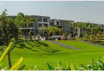 Apartments For sale - 5 rooms - floor 4