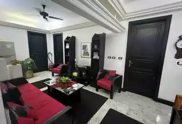 شقق للبيع - 3 غرف - بالدور 1