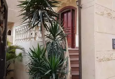 عقارات للبيع - 5 غرف - بالدور 0