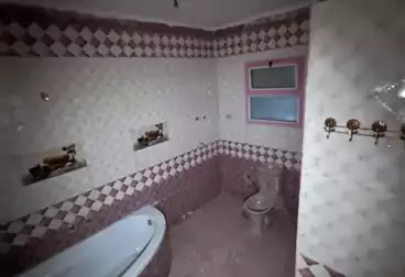 Apartments For sale - 4 rooms - floor 5