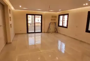 Apartments For sale - 3 rooms - floor 4