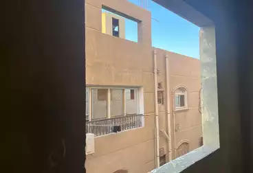 شقق للبيع - 3 غرف - بالدور 4