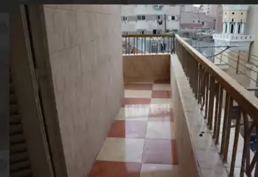 شقق للبيع - 7 غرف - بالدور 5