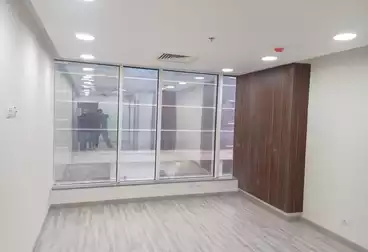 مكاتب للإيجار - 1 غرف - بالدور 2