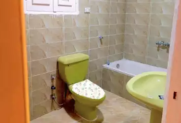 شقق للبيع - 3 غرف - بالدور 1