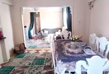 Apartments For sale - 2 rooms - floor 5