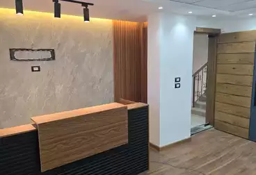 Administrative For rent - 3 rooms - floor 5
