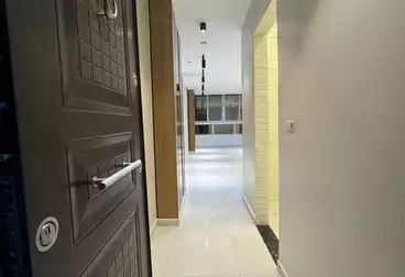 عقارات للبيع - 3 غرف - بالدور 1