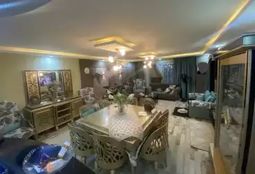 عقارات للبيع - 4 غرف - بالدور 1