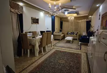 Apartments For sale - 3 rooms - floor 8