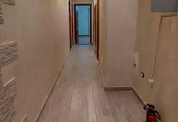 شقق للبيع - 3 غرف - بالدور 0