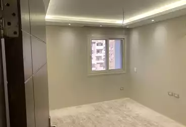 Administrative For rent - 4 rooms - floor 6