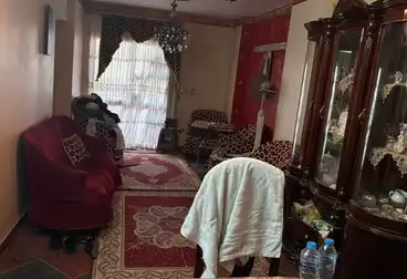 شقق للبيع - 3 غرف - بالدور 1