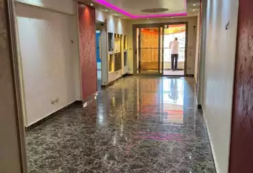 Apartments For sale - 3 rooms - floor 5