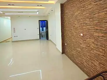 Apartments For sale - 3 rooms - floor 5