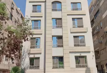 مبنى إداري للإيجار - 30 غرف