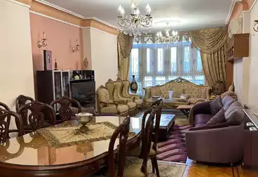 Apartments For sale - 2 rooms - floor 8