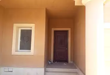 توين هاوس للبيع - 4 غرف