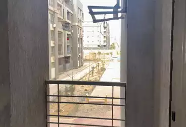 شقق للبيع - 3 غرف - بالدور 2