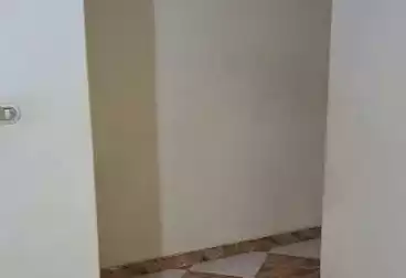 Apartments For rent - 3 rooms - floor 4