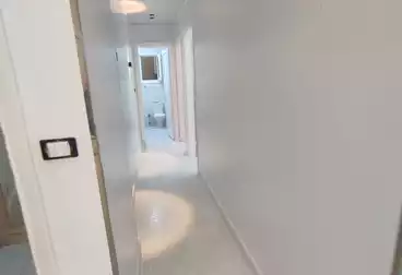 Apartments For sale - 2 rooms - floor 4