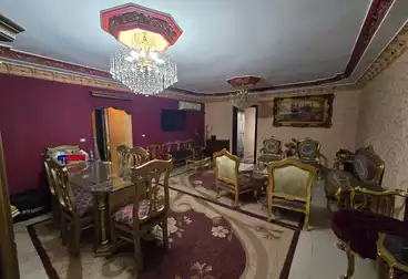 شقق للبيع - 3 غرف - بالدور 8