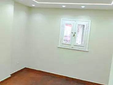 Apartments For sale - 3 rooms - floor 4