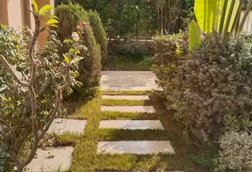 توين هاوس للإيجار - 4 غرف