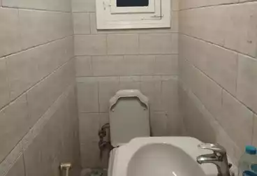 إداري للإيجار - 2 غرف - بالدور 2